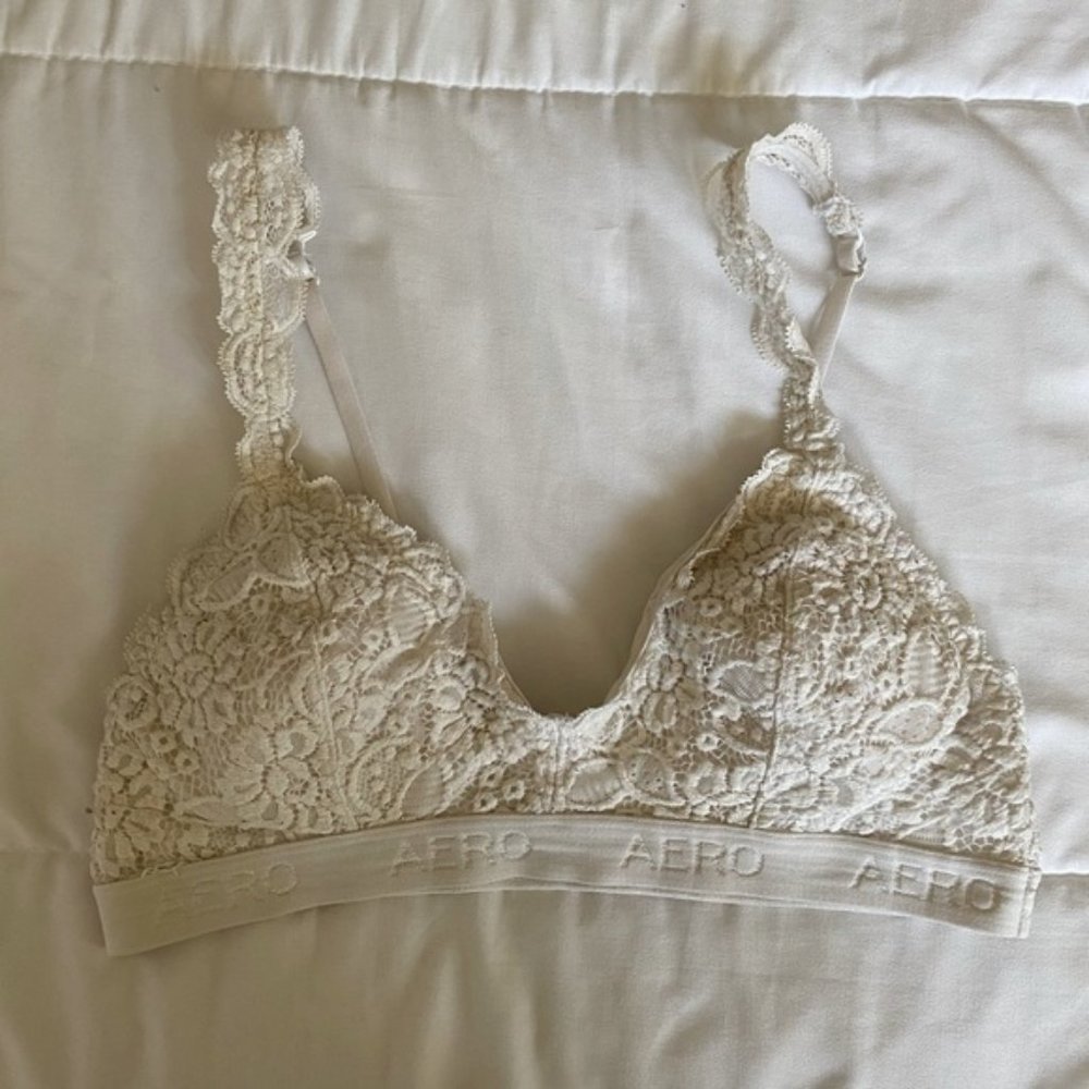 Aeropostale Cream Lacy Bra - Large